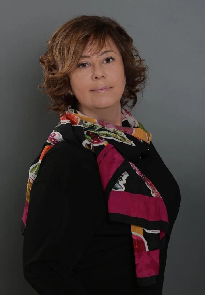 Aleksandra Regina, Russian Language teacher